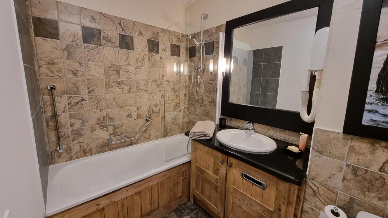 Arc 1950, Appartement Standing Dans Residence 5 Etoiles, Skis Aux Pieds,- 4-6 Pers, Piscine Exterieure & Spa Les Arcs  Buitenkant foto